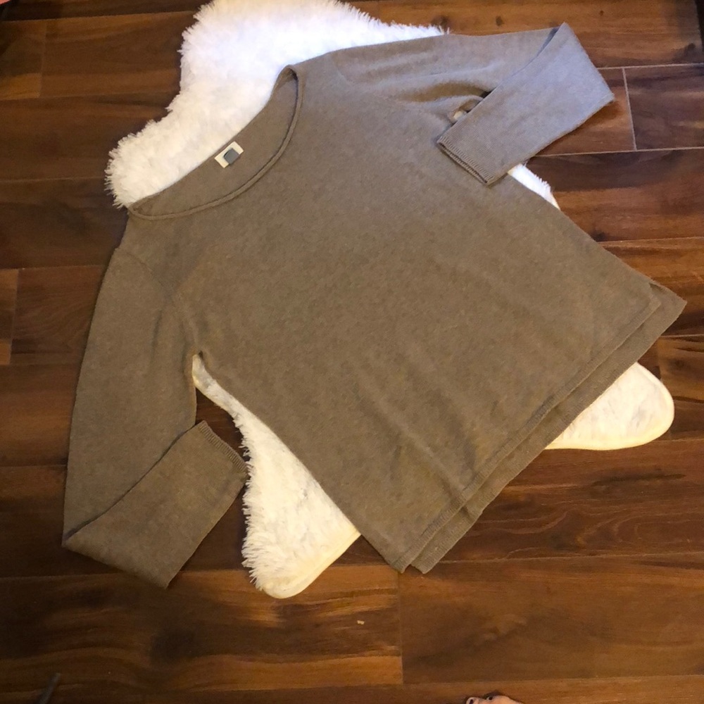 Old Navy Sweater